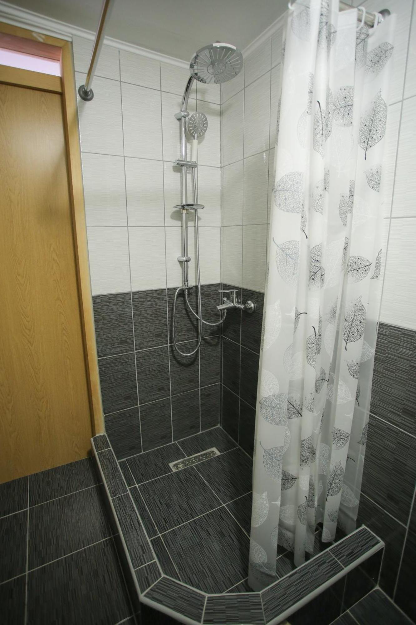 Guesthouse Adi Mostar Exterior foto